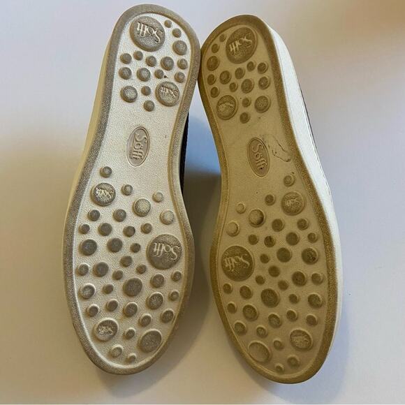 Sofft womens slip on loafers gray textured snake skin faux suede business casual - Picture 2 of 8